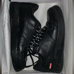 Af1 black suprême